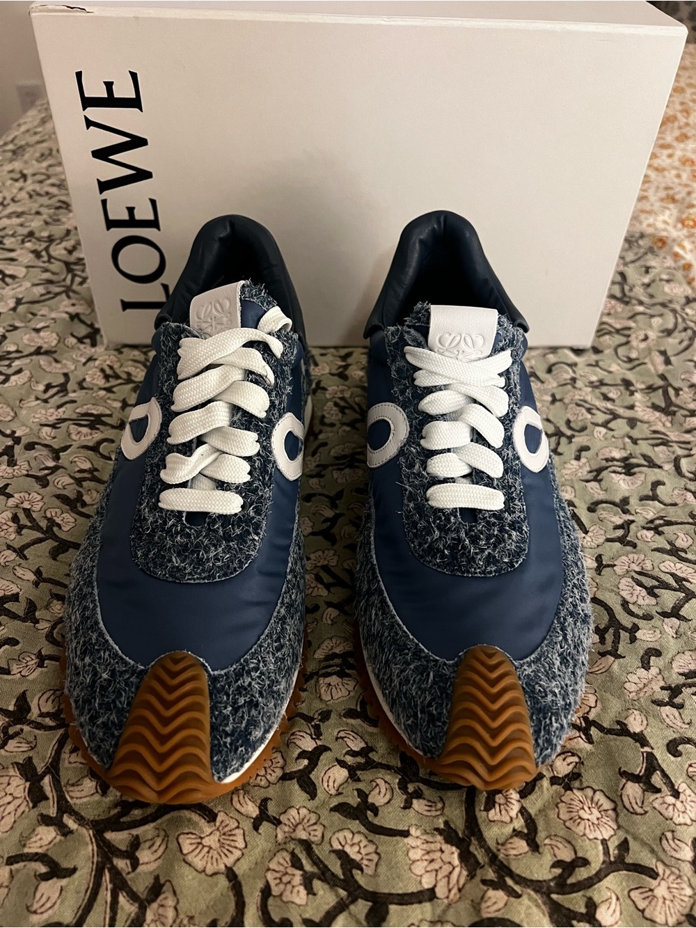 Loewe Sneakers Flo Runner
Shoes Running 40 Raw Denim - Picture 2 of 4